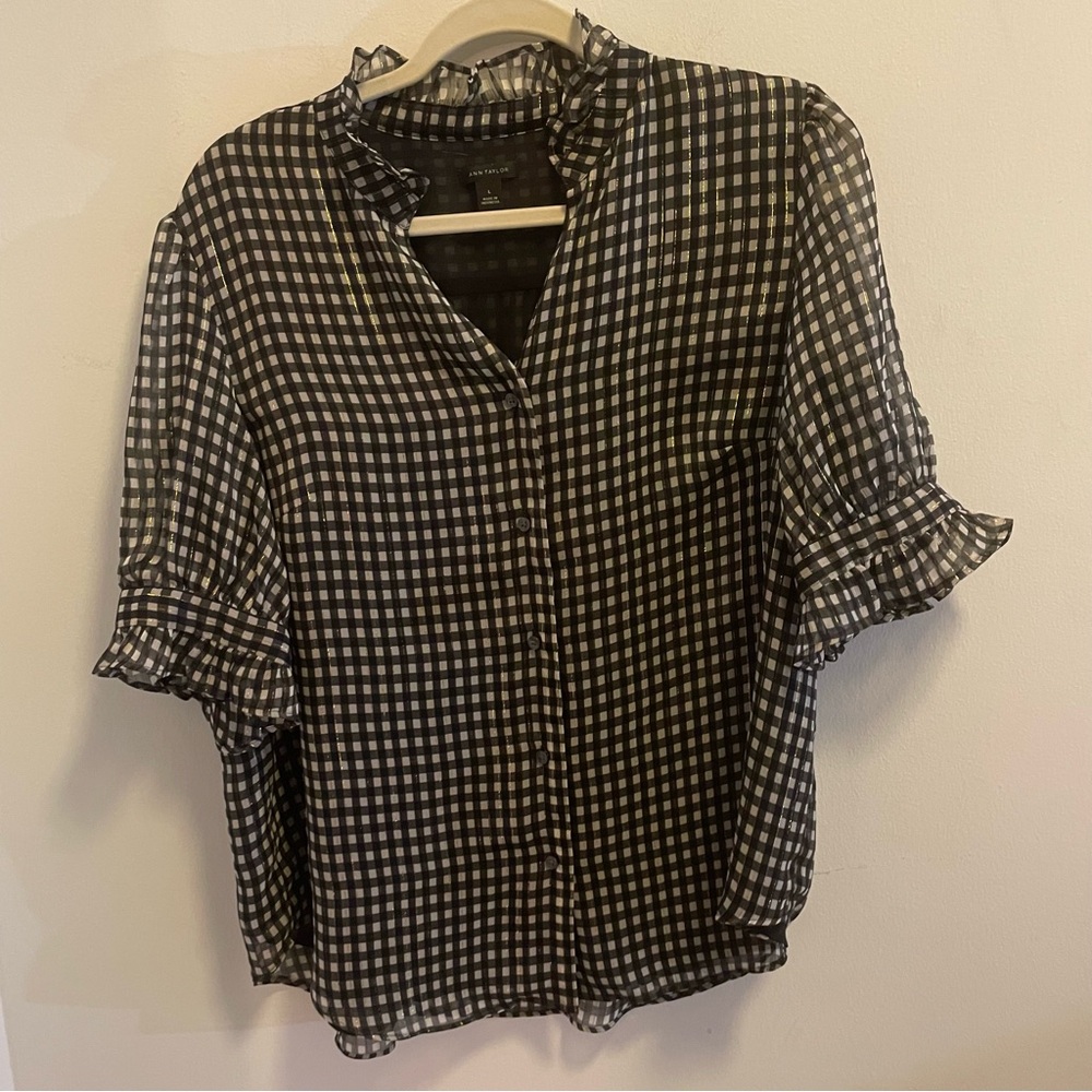 Ann Taylor Shimmer Houndstooth Ruffle Button Top - Picture 4 of 5